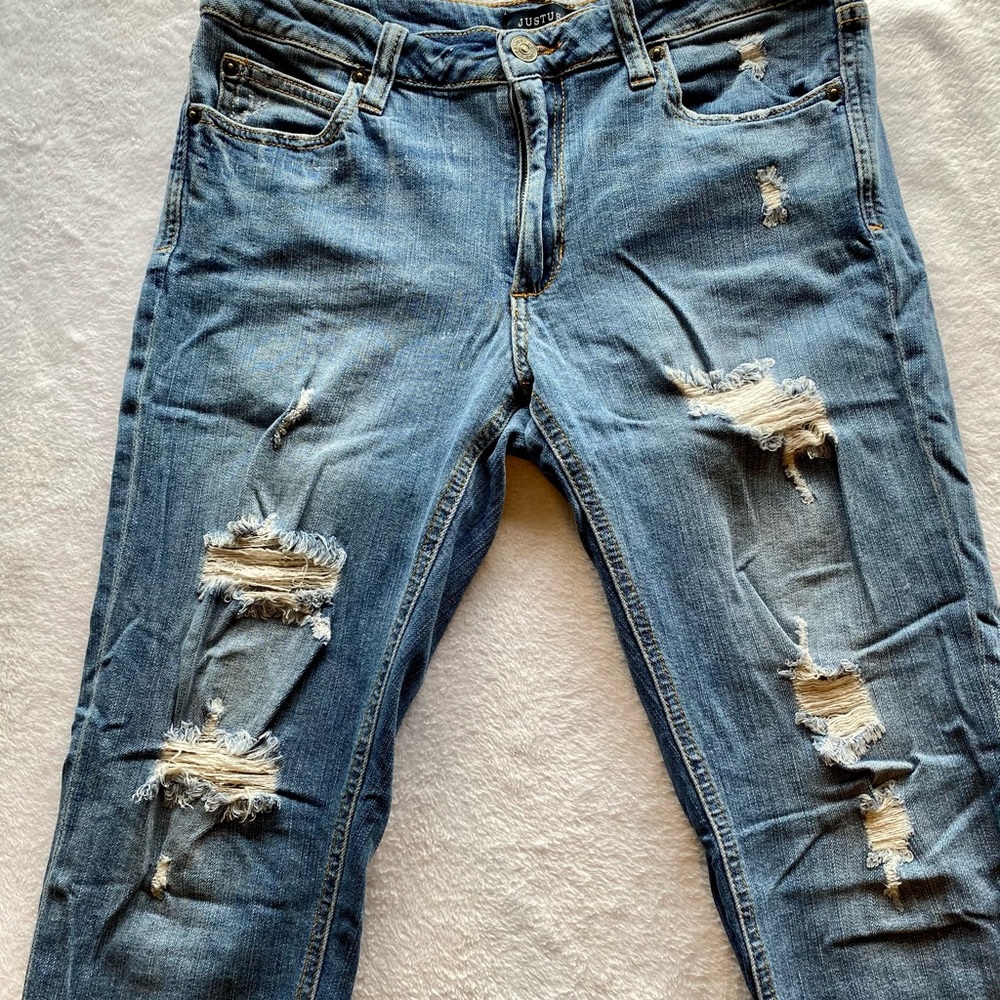 Destroyed Denim BF Jeans